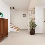 Pietra