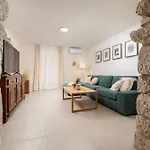 Villa Pietra *
